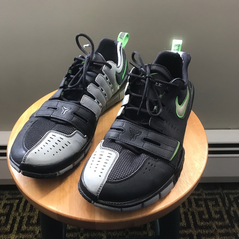 Men's Black/Green/Gray Nike Free 7.0 - Size 11